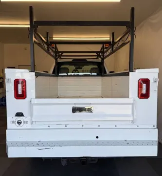 More photos of 2019 Ford F-350 Super Duty at Family Motor Company, OR