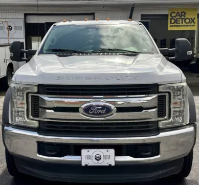 More photos of 2019 Ford F-550 Super Duty at Family Motor Company, OR