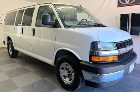 White 2020 Chevrolet Express LT 2500 for sale in Tualatin, OR