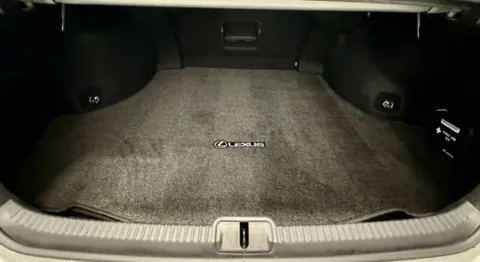 More photos of 2021 Lexus ES 250 at Family Motor Company, OR