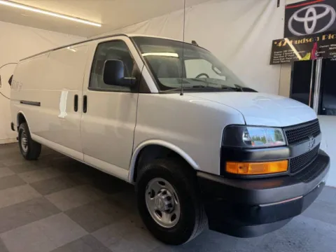 White 2023 Chevrolet Express 2500 for sale in Tualatin, OR