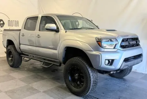 2015 Toyota Tacoma V6 for sale in Tualatin, OR