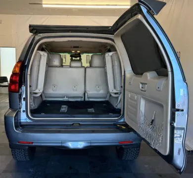 More photos of 2006 Lexus GX 470 at Family Motor Company, OR