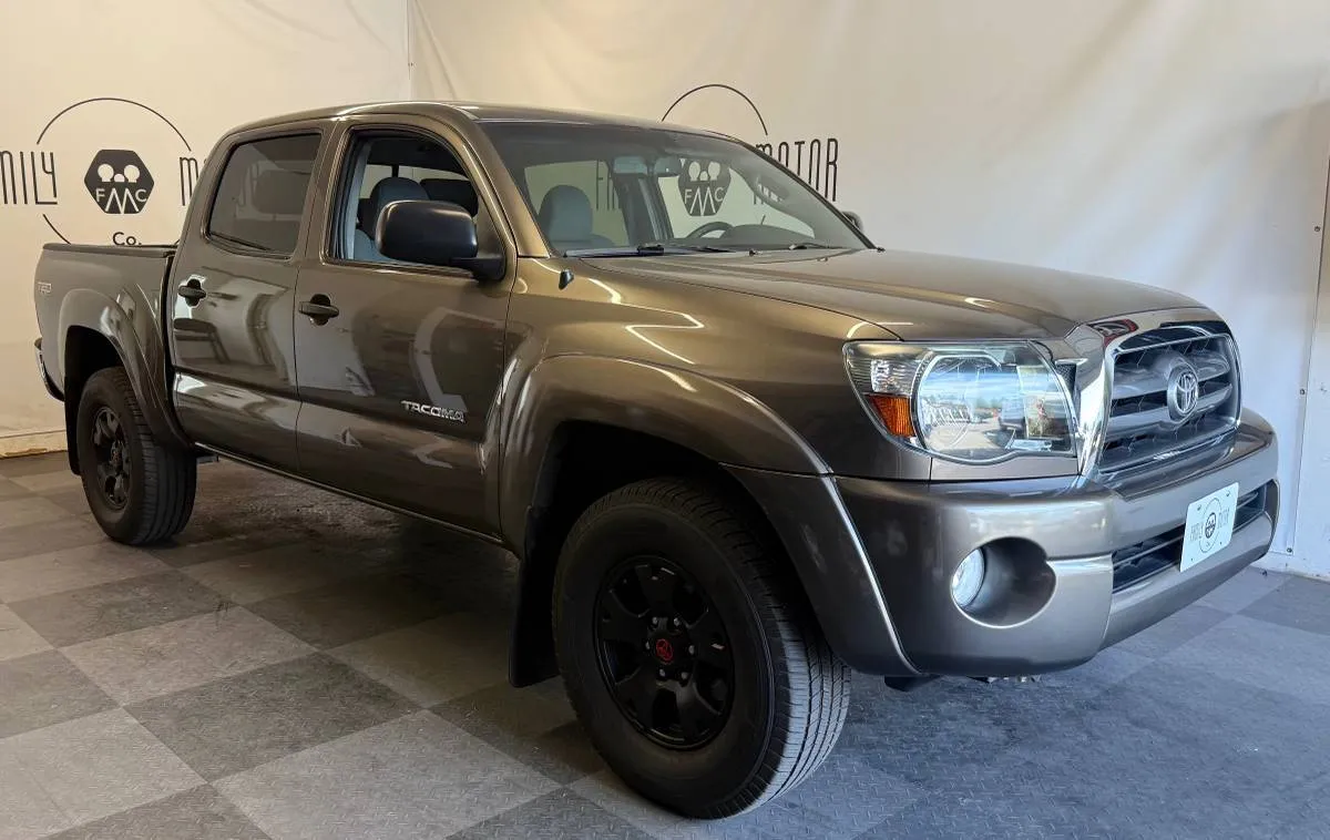 2010 Toyota Tacoma V6 for sale in Tualatin, OR