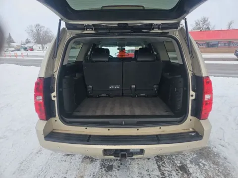 More photos of 2012 Chevrolet Suburban 1500 LT Sport Utility 4D at Lunde Auto Sales, MN