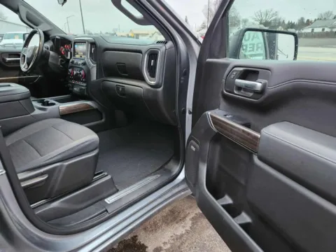 More photos of 2019 Chevrolet Silverado 1500 Double Cab RST Pickup 4D 6 1/2 ft at Lunde Auto Sales, MN