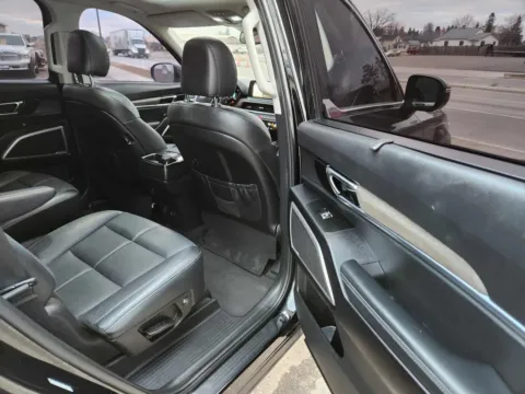 More photos of 2021 Kia Telluride EX Sport Utility 4D at Lunde Auto Sales, MN