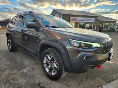 Another view of 2019 Jeep Cherokee TrailHawk Sport Utility 4D for sale in Wadena, MN at Lunde Auto Sales