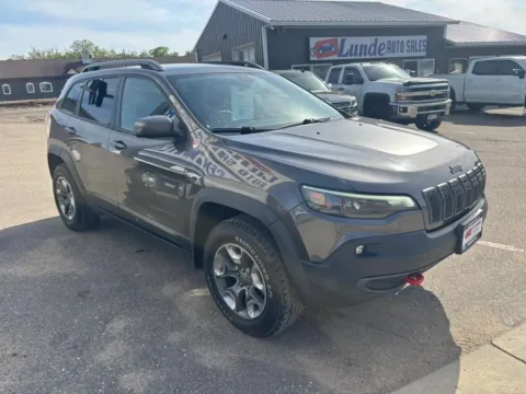Another view of 2019 Jeep Cherokee TrailHawk Sport Utility 4D for sale in Wadena, MN at Lunde Auto Sales