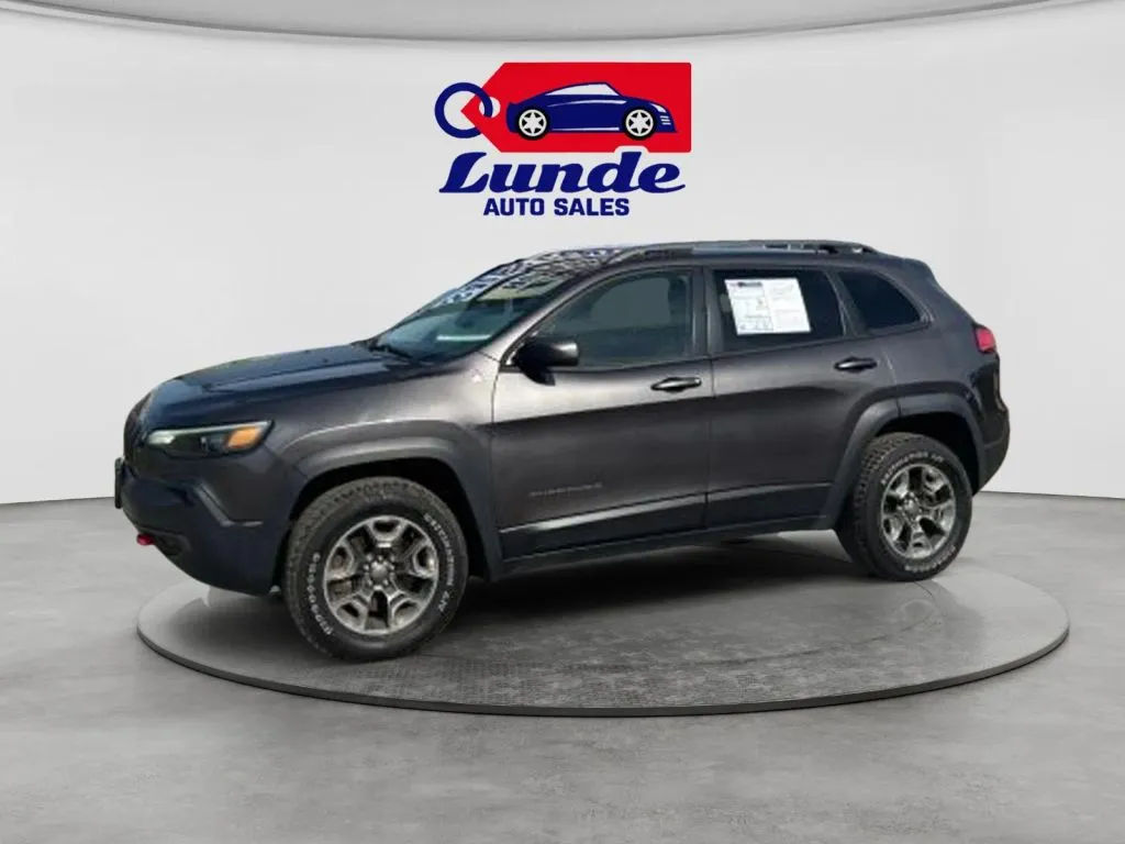 Gray 2019 Jeep Cherokee TrailHawk Sport Utility 4D for sale in Wadena, MN
