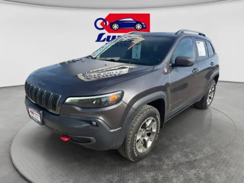 Photos of 2019 Jeep Cherokee TrailHawk Sport Utility 4D for sale in Wadena, MN at Lunde Auto Sales