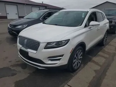 White 2019 Lincoln MKC Reserve Sport Utility 4D for sale in Wadena, MN