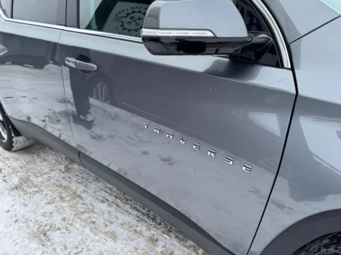 More photos of 2019 Chevrolet Traverse LT Sport Utility 4D at Lunde Auto Sales, MN