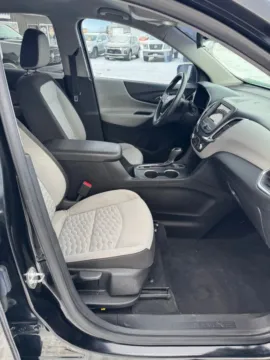 More photos of 2019 Chevrolet Equinox LS Sport Utility 4D at Lunde Auto Sales, MN