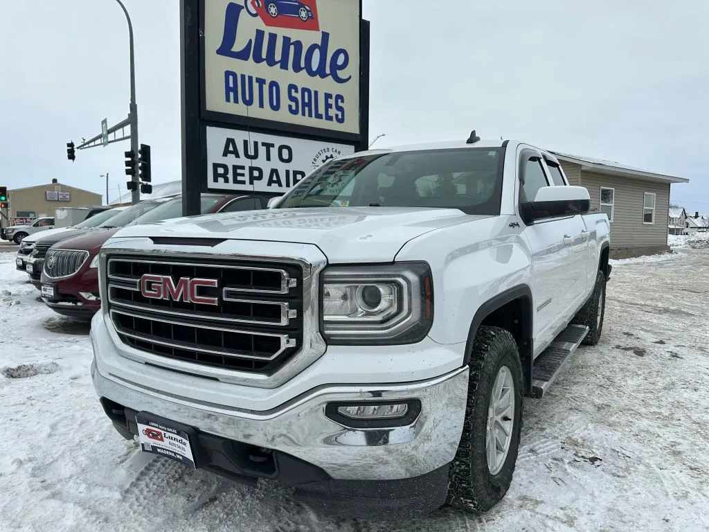2017 GMC Sierra 1500 SLE's photo