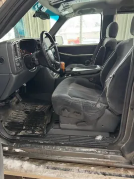 Another view of 2001 Chevrolet Silverado 1500 Extended Cab Short Bed for sale in Wadena, MN at Lunde Auto Sales