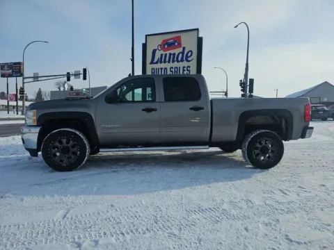 Photos of 2014 Chevrolet Silverado 2500 HD Crew Cab LT Pickup 4D 6 1/2 ft for sale in Wadena, MN at Lunde Auto Sales