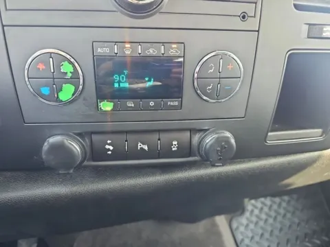 More photos of 2014 Chevrolet Silverado 2500 HD Crew Cab LT Pickup 4D 6 1/2 ft at Lunde Auto Sales, MN