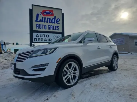 White 2017 Lincoln MKC Select Sport Utility 4D for sale in Wadena, MN