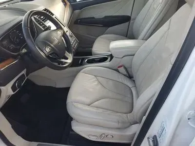 More photos of 2017 Lincoln MKC Select Sport Utility 4D at Lunde Auto Sales, MN