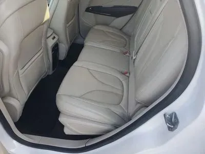 More photos of 2017 Lincoln MKC Select Sport Utility 4D at Lunde Auto Sales, MN