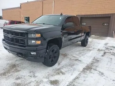 Black 2015 Chevrolet Silverado 1500 Double Cab Z71 LT Pickup 4D 6 1/2 ft for sale in Wadena, MN