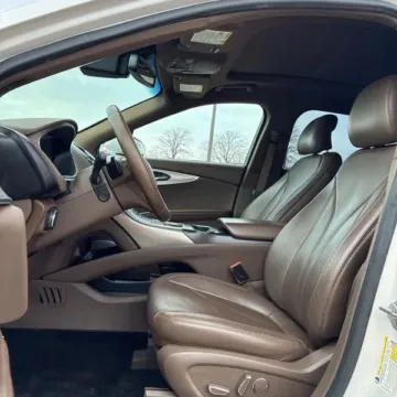 More photos of 2016 Lincoln MKX Reserve Sport Utility 4D at Lunde Auto Sales, MN