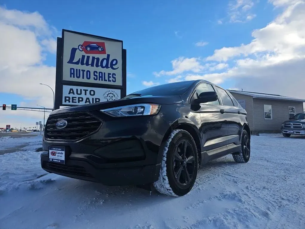 Black 2020 Ford Edge SE Sport Utility 4D for sale in Wadena, MN