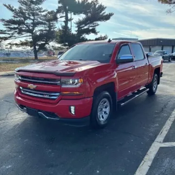 Red 2017 Chevrolet Silverado 1500 Crew Cab Z71 LT Pickup 4D 5 3/4 ft for sale in Wadena, MN