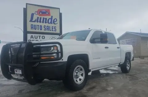 White 2018 Chevrolet Silverado 1500 Crew Cab Work Truck Pickup 4D 5 3/4 ft for sale in Wadena, MN