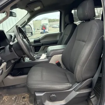More photos of 2019 Ford F-150 SuperCrew Cab XL Pickup 4D 5 1/2 ft at Lunde Auto Sales, MN