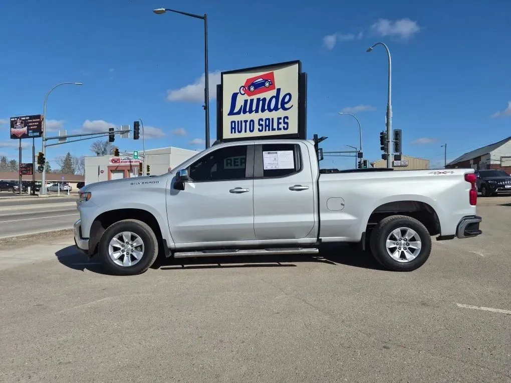 2021 Chevrolet Silverado 1500 Double Cab LT Pickup 4D 6 1/2 ft for sale in Wadena, MN