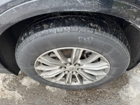 More photos of 2017 Cadillac XT5 Luxury Sport Utility 4D at Lunde Auto Sales, MN