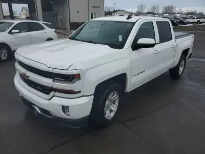 White 2018 Chevrolet Silverado 1500 Crew Cab Z71 LT Pickup 4D 5 3/4 ft for sale in Wadena, MN