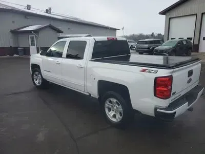 More photos of 2018 Chevrolet Silverado 1500 Crew Cab Z71 LT Pickup 4D 5 3/4 ft at Lunde Auto Sales, MN