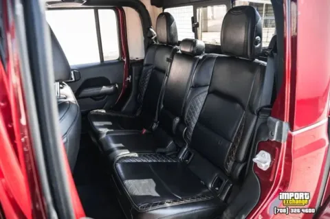 More photos of 2021 Jeep Gladiator High Altitude Pickup 4D 5 ft at Lunde Auto Sales, MN