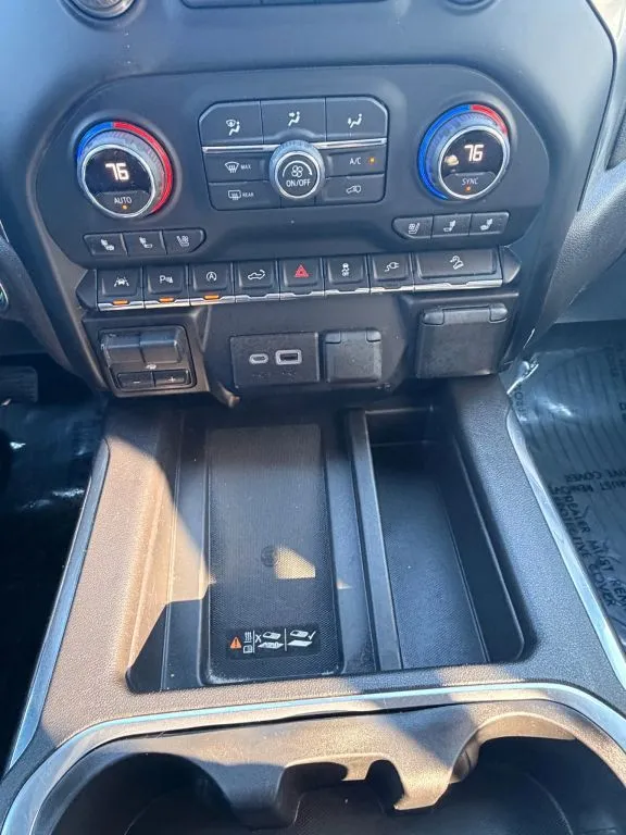 2021 Chevrolet Silverado 1500 LTZ - Photo 19