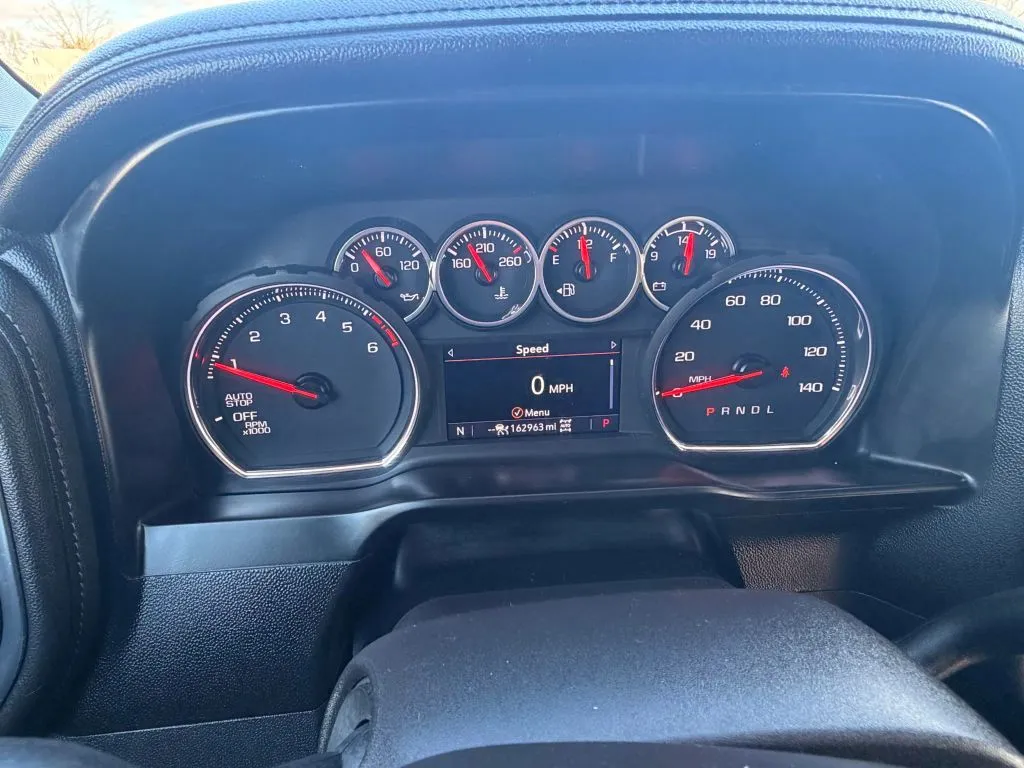 2021 Chevrolet Silverado 1500 LTZ - Photo 21