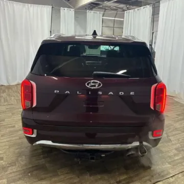 More photos of 2020 Hyundai Palisade Limited Sport Utility 4D at Lunde Auto Sales, MN