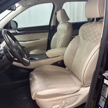 More photos of 2020 Hyundai Palisade Limited Sport Utility 4D at Lunde Auto Sales, MN