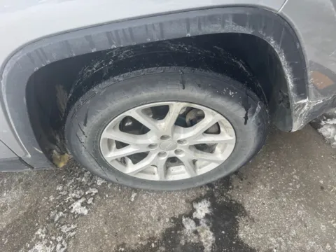 Another view of 2018 Jeep Cherokee Latitude Sport Utility 4D for sale in Wadena, MN at Lunde Auto Sales