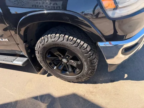 More photos of 2022 Ram 1500 Crew Cab Laramie Pickup 4D 5 1/2 ft at Lunde Auto Sales, MN