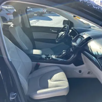 More photos of 2017 Ford Edge Titanium Sport Utility 4D at Lunde Auto Sales, MN