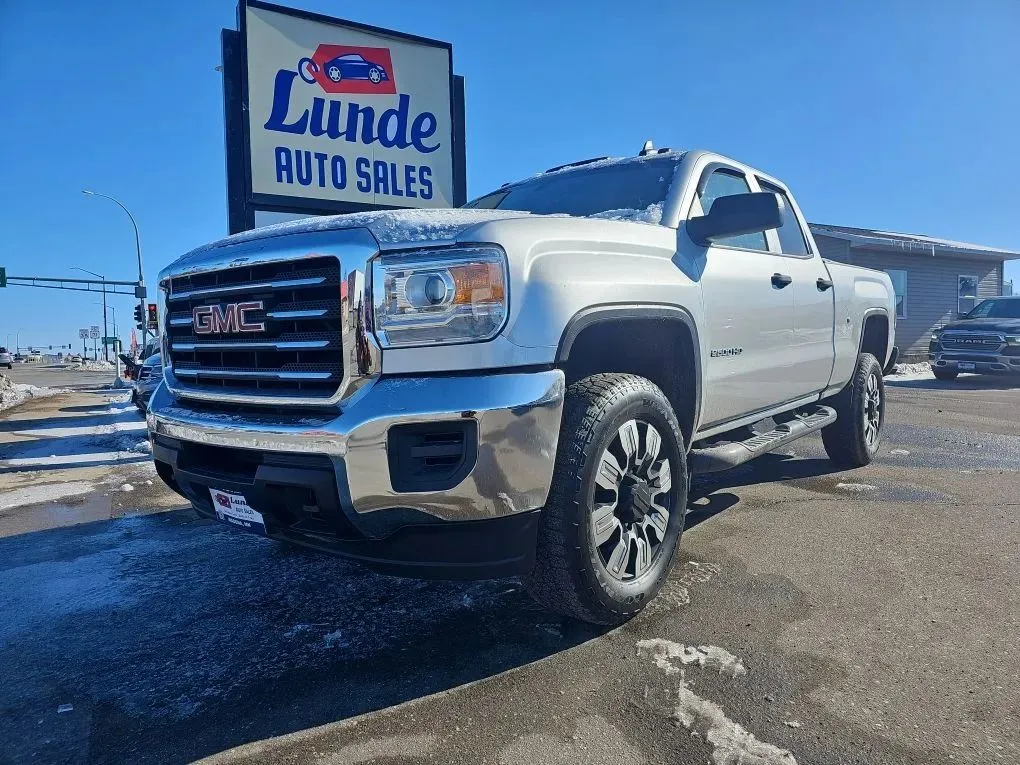 2017 GMC Sierra 2500 HD Double Cab Pickup 4D 6 1/2 ft for sale in Wadena, MN
