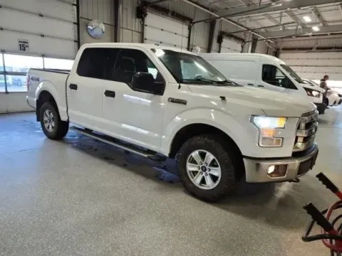 More photos of 2015 Ford F-150 SuperCrew Cab XLT Pickup 4D 5 1/2 ft at Lunde Auto Sales, MN