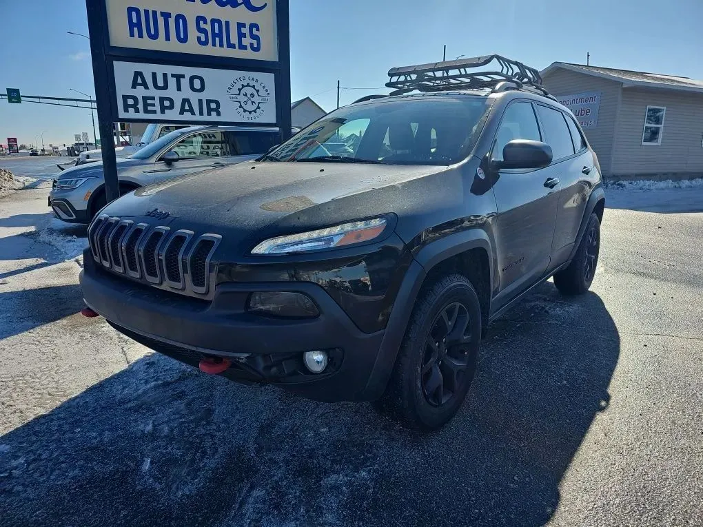 Black 2016 Jeep Cherokee TrailHawk Sport Utility 4D for sale in Wadena, MN