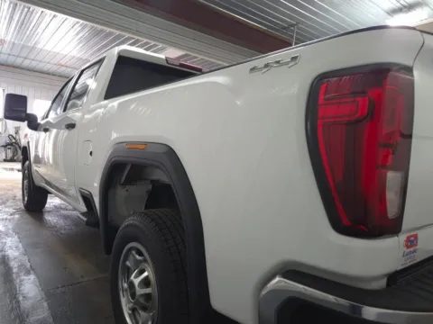 More photos of 2022 Chevrolet Silverado 1500 Crew Cab LT Pickup 4D 5 3/4 ft at Lunde Auto Sales, MN