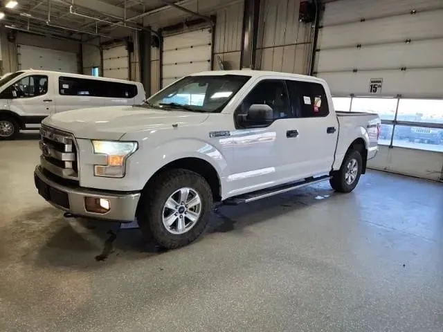 White 2015 Ford F-150 SuperCrew Cab XLT Pickup 4D 5 1/2 ft for sale in Wadena, MN