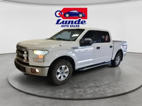 White 2015 Ford F-150 SuperCrew Cab XLT Pickup 4D 5 1/2 ft for sale in Wadena, MN