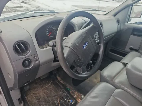 More photos of 2006 Ford F-150 Super Cab XL Pickup 4D 6 1/2 ft at Lunde Auto Sales, MN